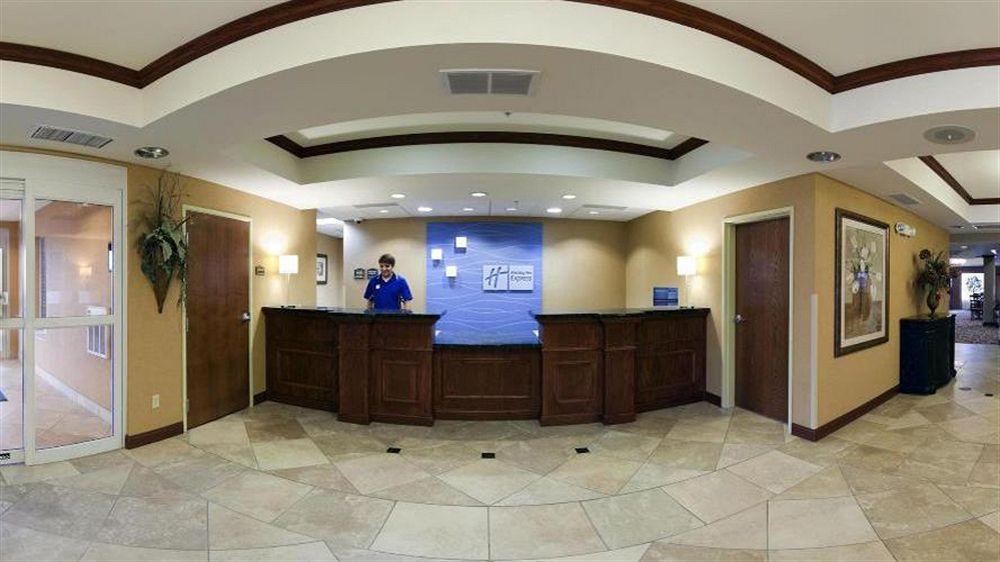 Holiday Inn Express & Suites Sparta Exterior photo