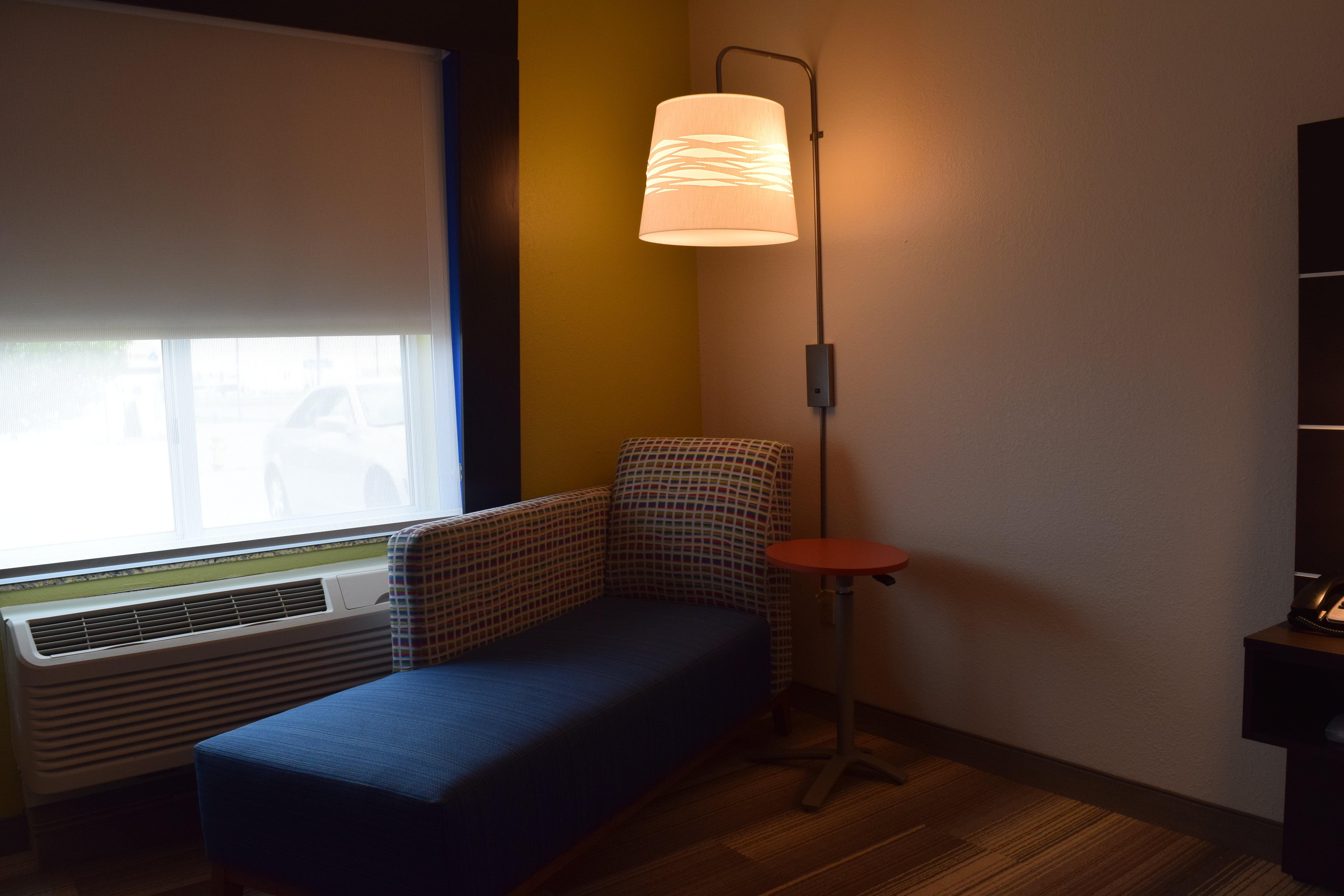 Holiday Inn Express & Suites Sparta Exterior photo