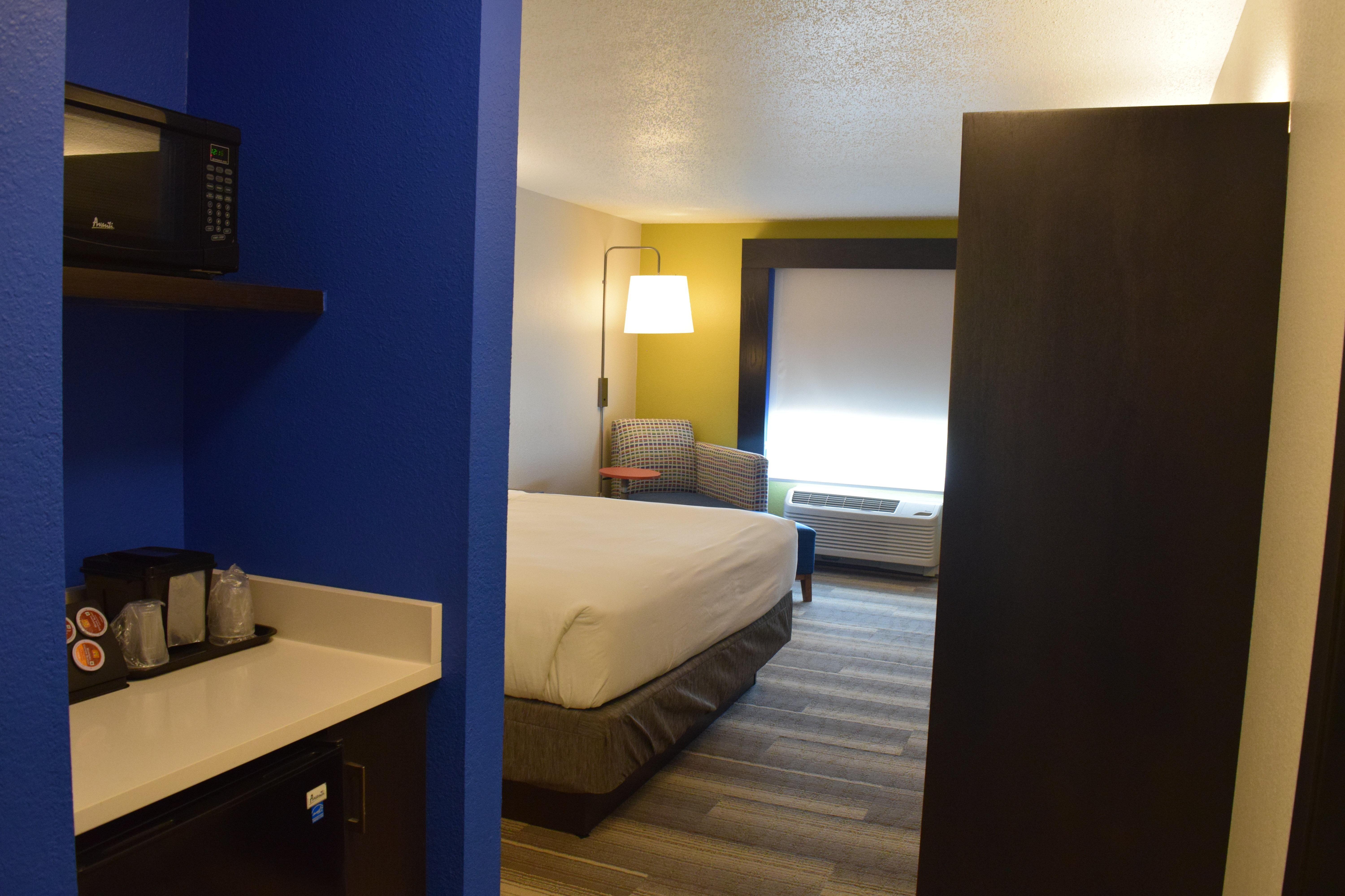 Holiday Inn Express & Suites Sparta Exterior photo