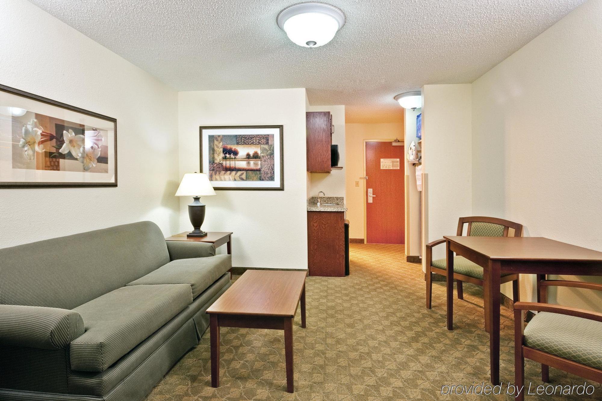 Holiday Inn Express & Suites Sparta Room photo